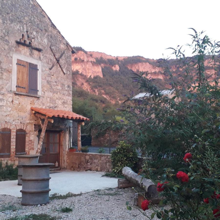 Bed and Breakfast Les Tremieres Saint-Paul-des-Fonts Exterior foto