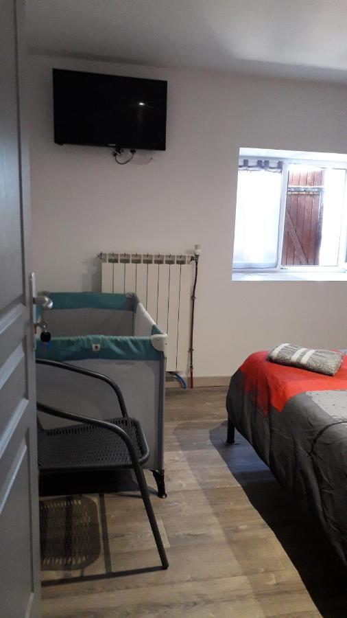 Bed and Breakfast Les Tremieres Saint-Paul-des-Fonts Exterior foto