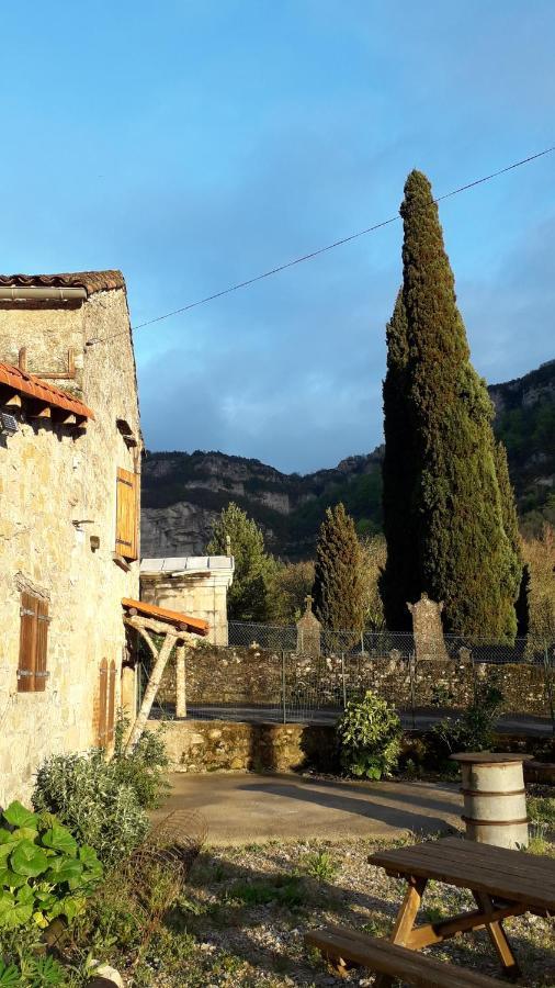 Bed and Breakfast Les Tremieres Saint-Paul-des-Fonts Exterior foto